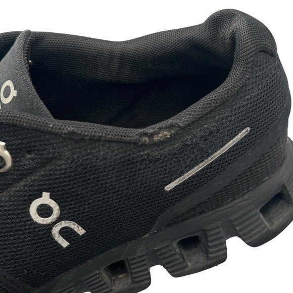 On Running On Cloud 5 Men’s 7 Shoes All Black Running Walking Sneaker Athletic - Picture 7 of 16